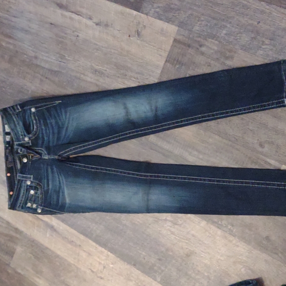 Jeans - Picture 2 of 2